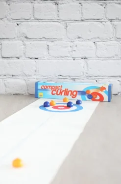 Compact Curling