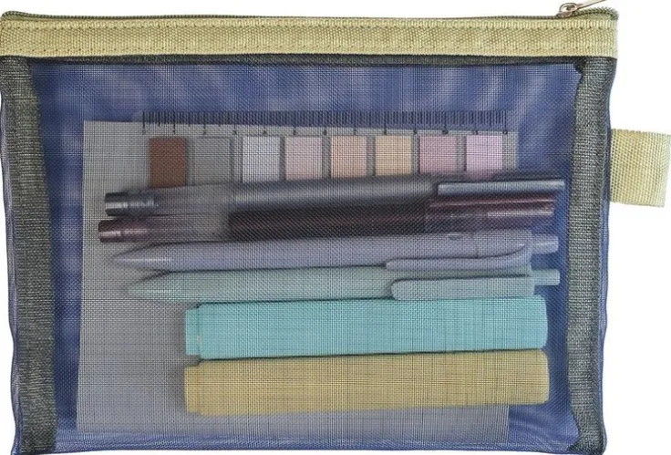 Fyllt pennfodral 8 delar mesh grön/blå