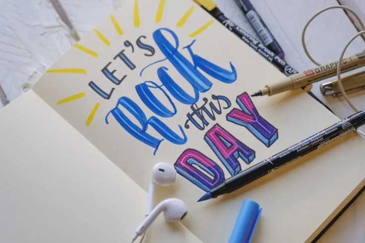 Skissbok 13x21cm Sakura vitt papper